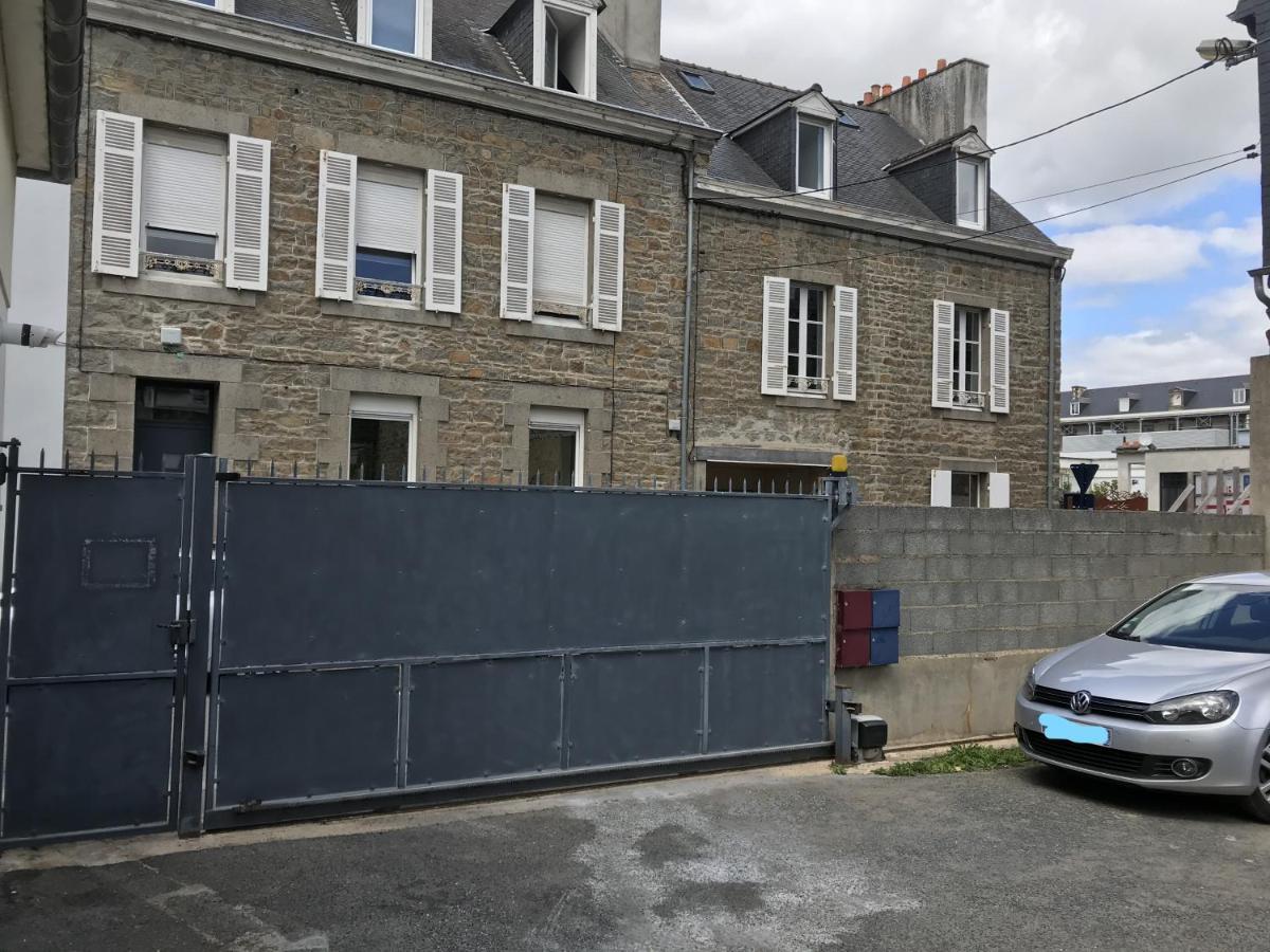 Grand Et Charmant 3 Pieces Breton Saint Brieuc Centre Bagian luar foto